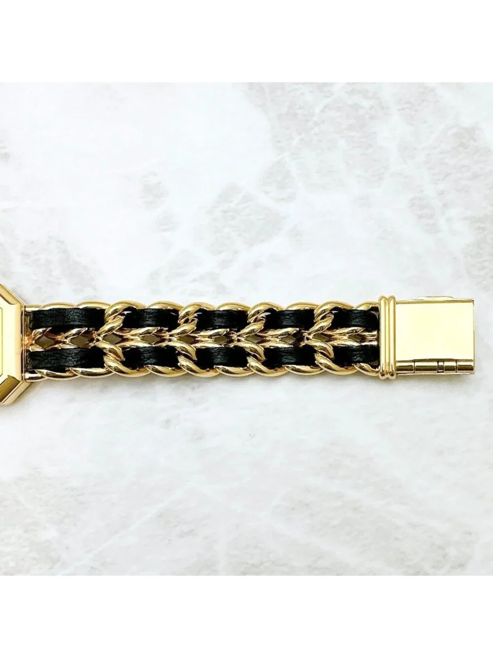 Chanel Premiere M Watch Quartz Leather with Booklet
